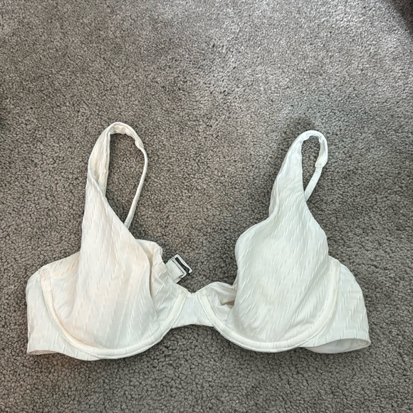 Abercrombie and fitch bikini top - Picture 1 of 2